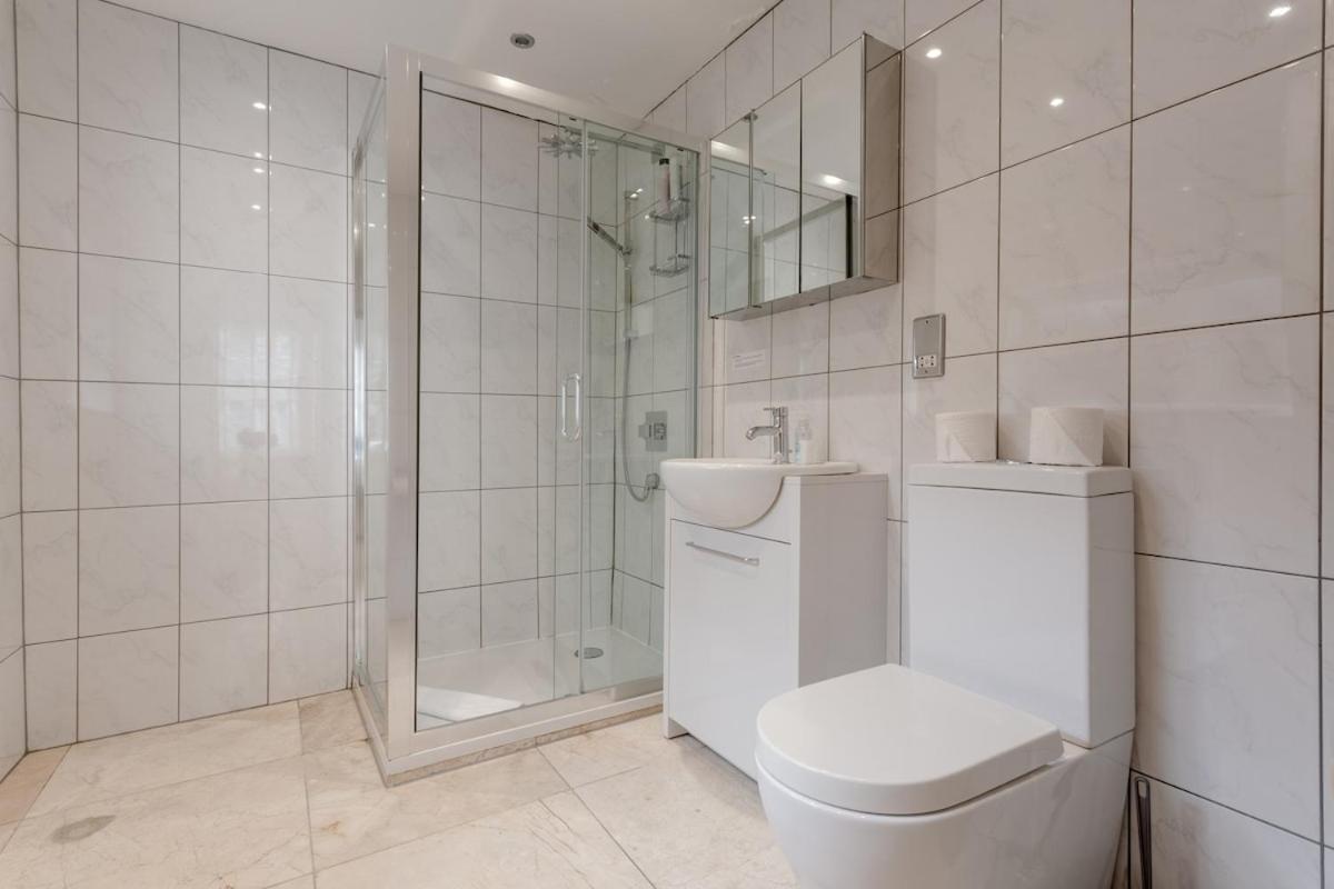 Appartement Bright Modern Large 1 Bed Flat In Battersea Clapham Junction Londres